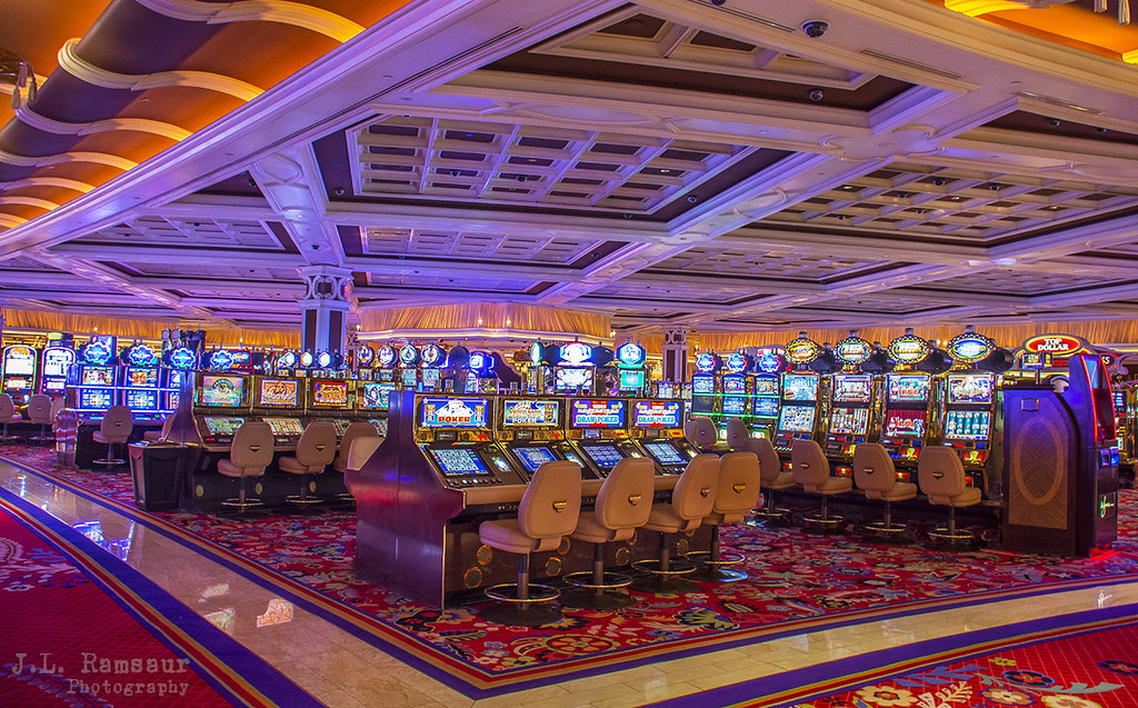 online casino deposit match